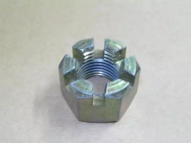 【专业知识】对于螺纹防松,我觉得还需要补充点什么!的图29